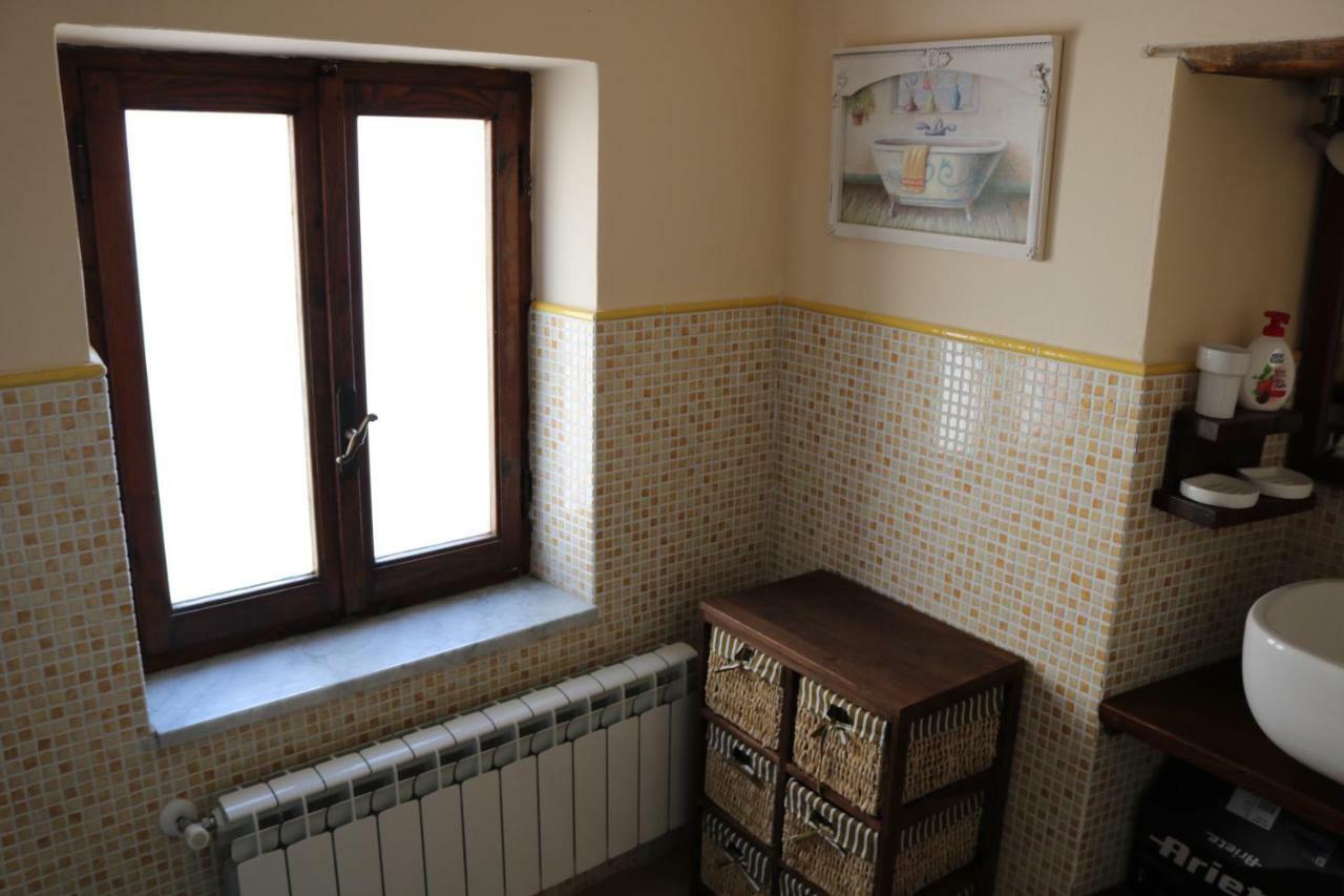 Casa Vacanze Elena Rometta Eksteriør billede
